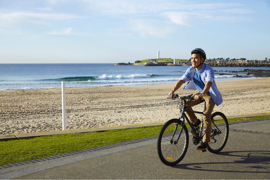 Explore the Wollongong coastline by bike