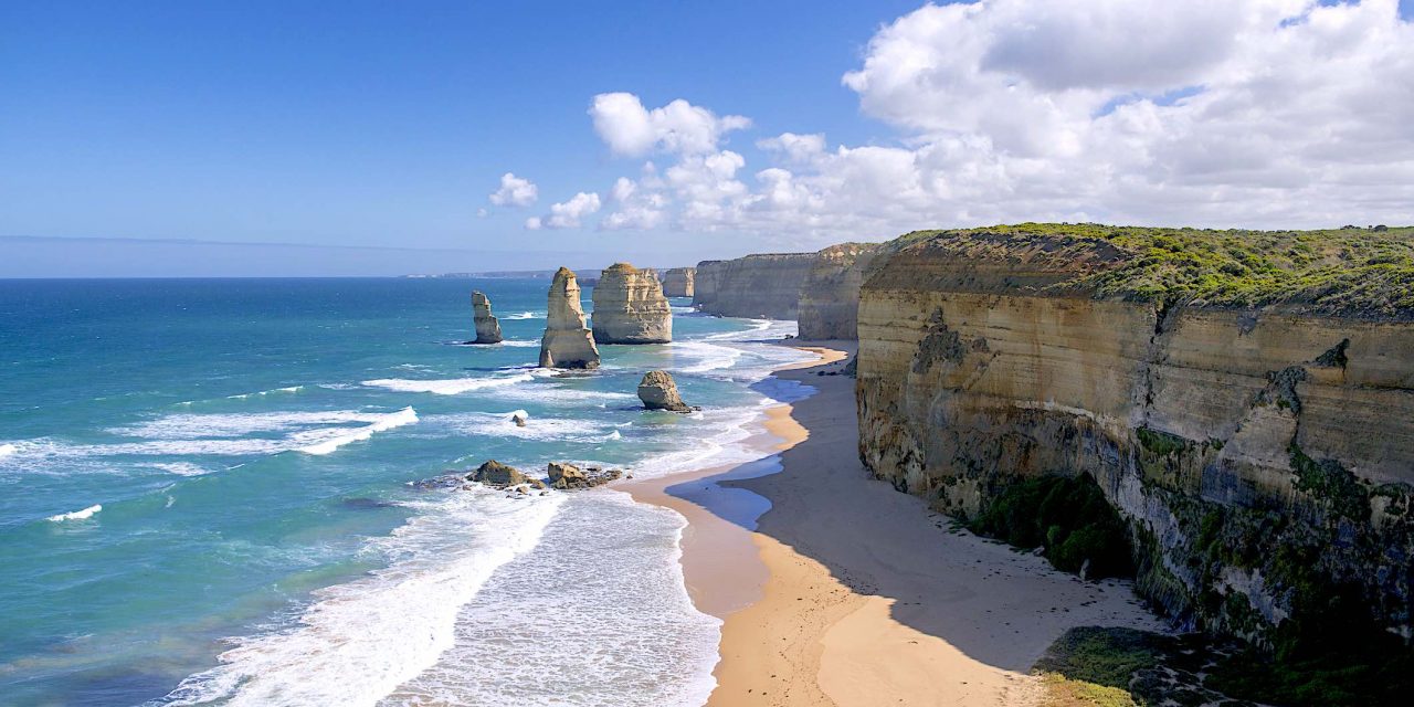 https://needabreak.com/cms/wp-content/uploads/2020/02/Nine-amazing-Aussie-places-to-say-I-love-you.-Image-courtesy-of-Visit-Victoria-1280x640.jpg