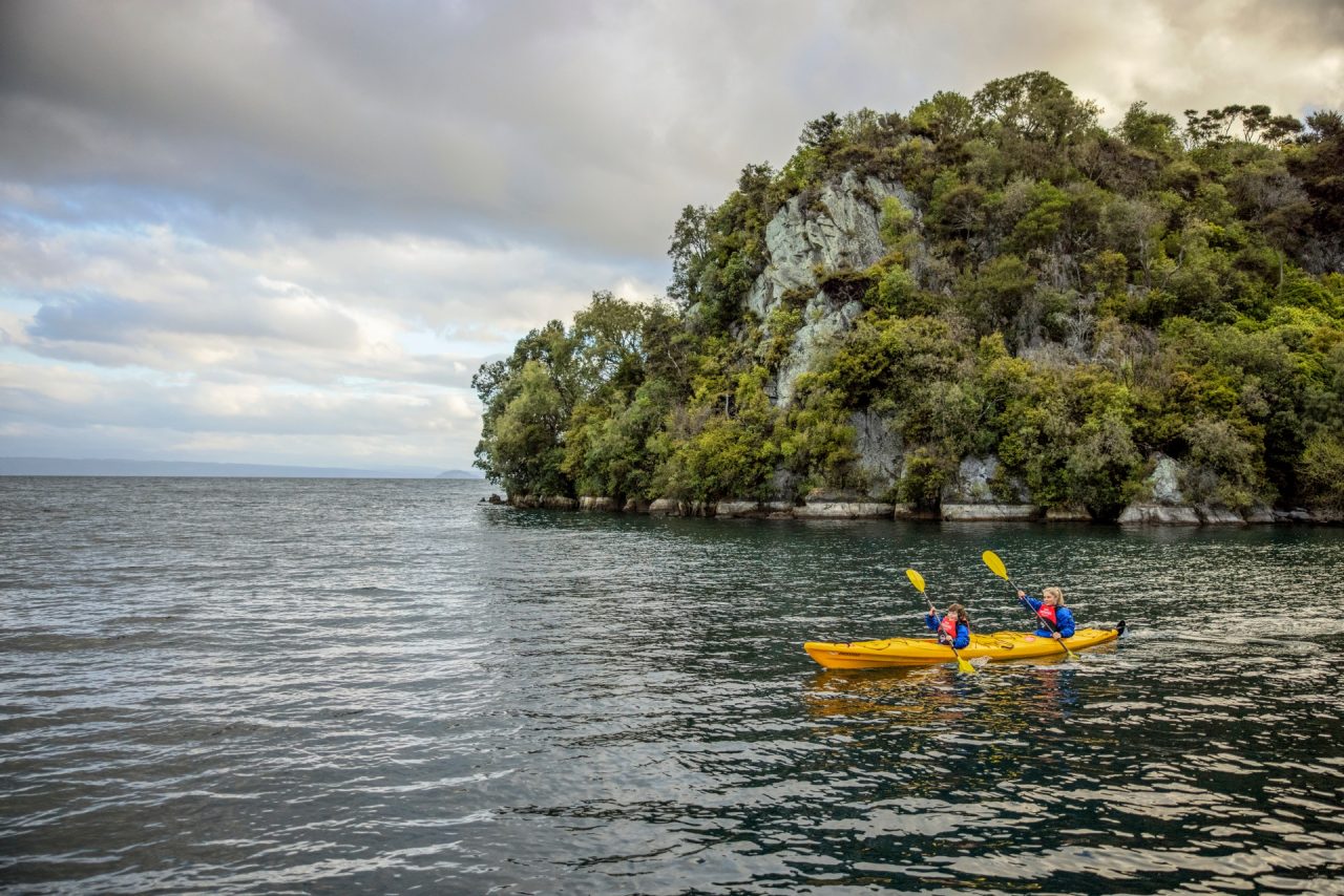 Kayaking - Taupō - Lake Taupo